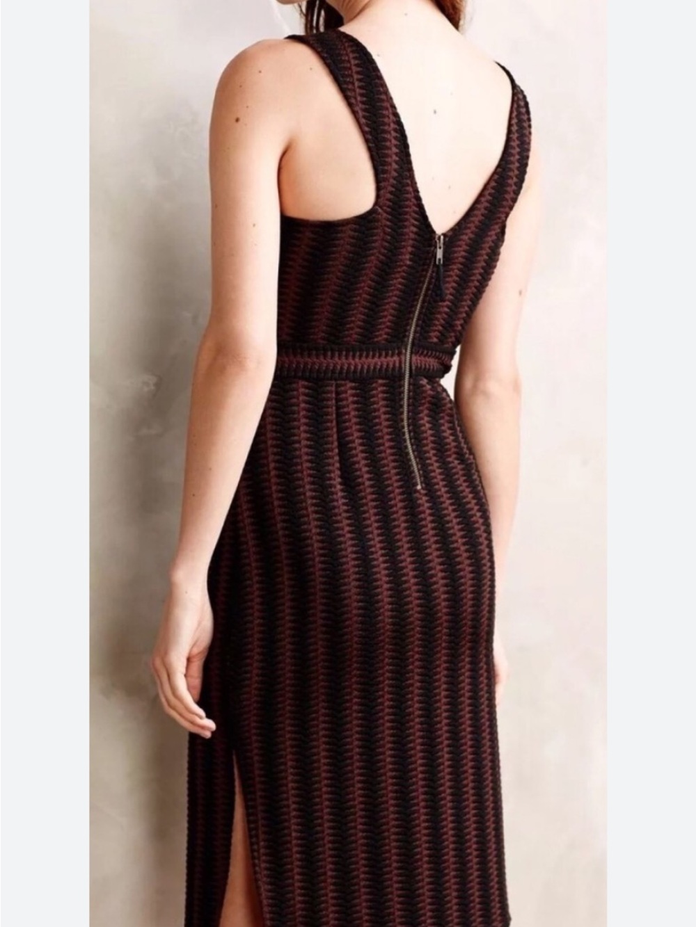 Backless Knit Midi Dress in Black and Burgundy